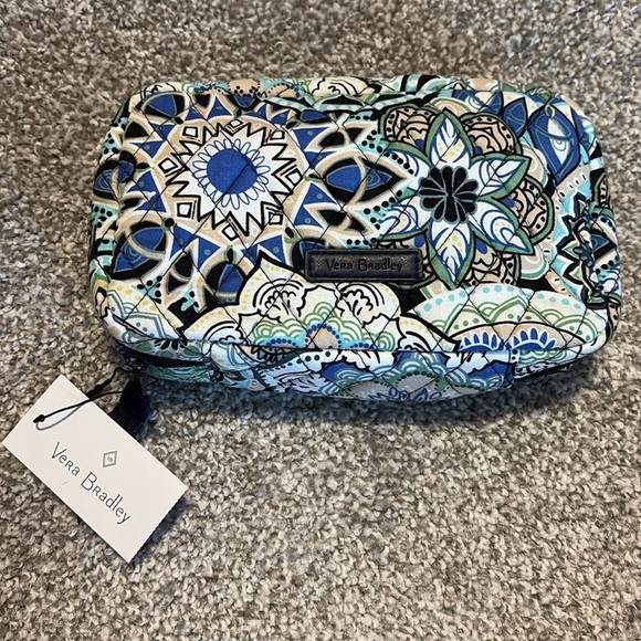 NWT Vera Bradley “Sketched Medallion” Cord Organizer and Trifold Bag - Picture 1 of 4